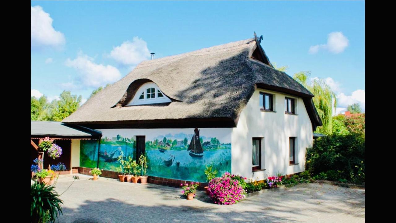 Zur Alten Boddenfischerei Ferienwohnung HeideZauber Neuendorf Heide Exterior foto